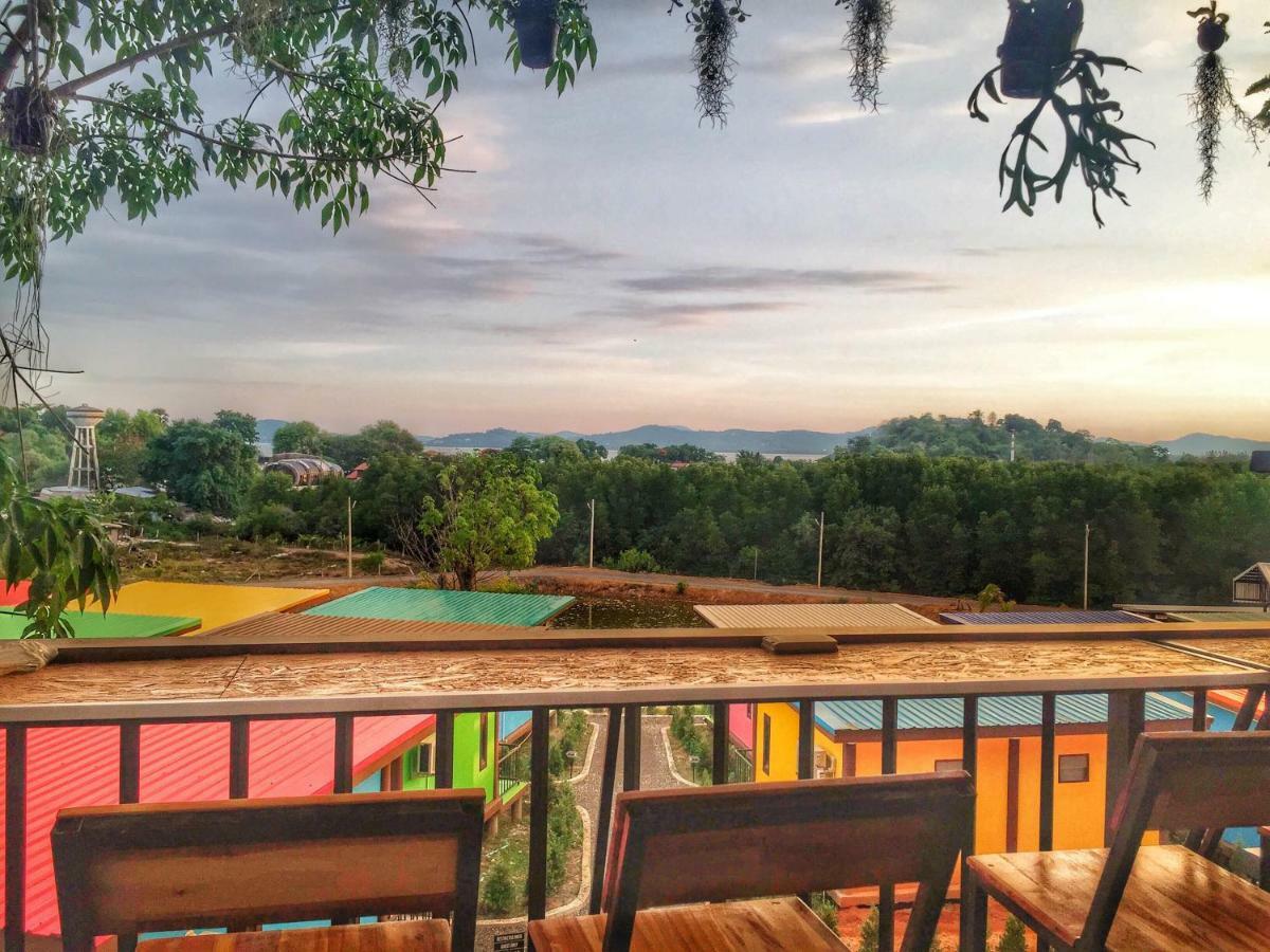 T-House@Siray Hotel Phuket Buitenkant foto