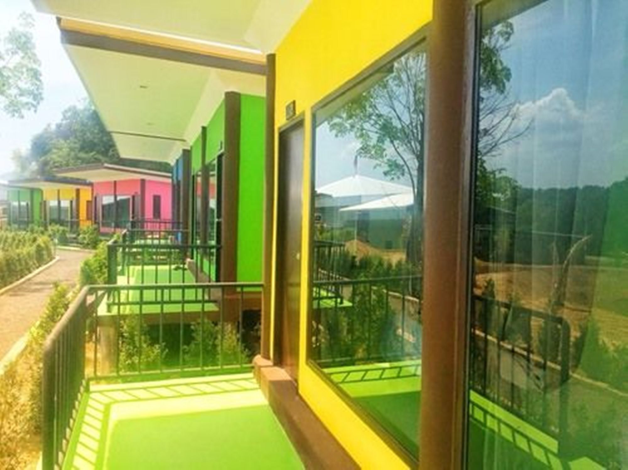 T-House@Siray Hotel Phuket Buitenkant foto